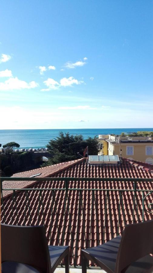 דירות לבנטו Bianca House Sea View מראה חיצוני תמונה